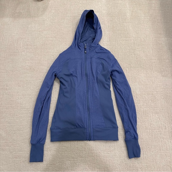 Lululemon Dance Studio Jacket III
Water Drop /Heathered Water Drop - Size 6, EUC - Picture 5 of 8